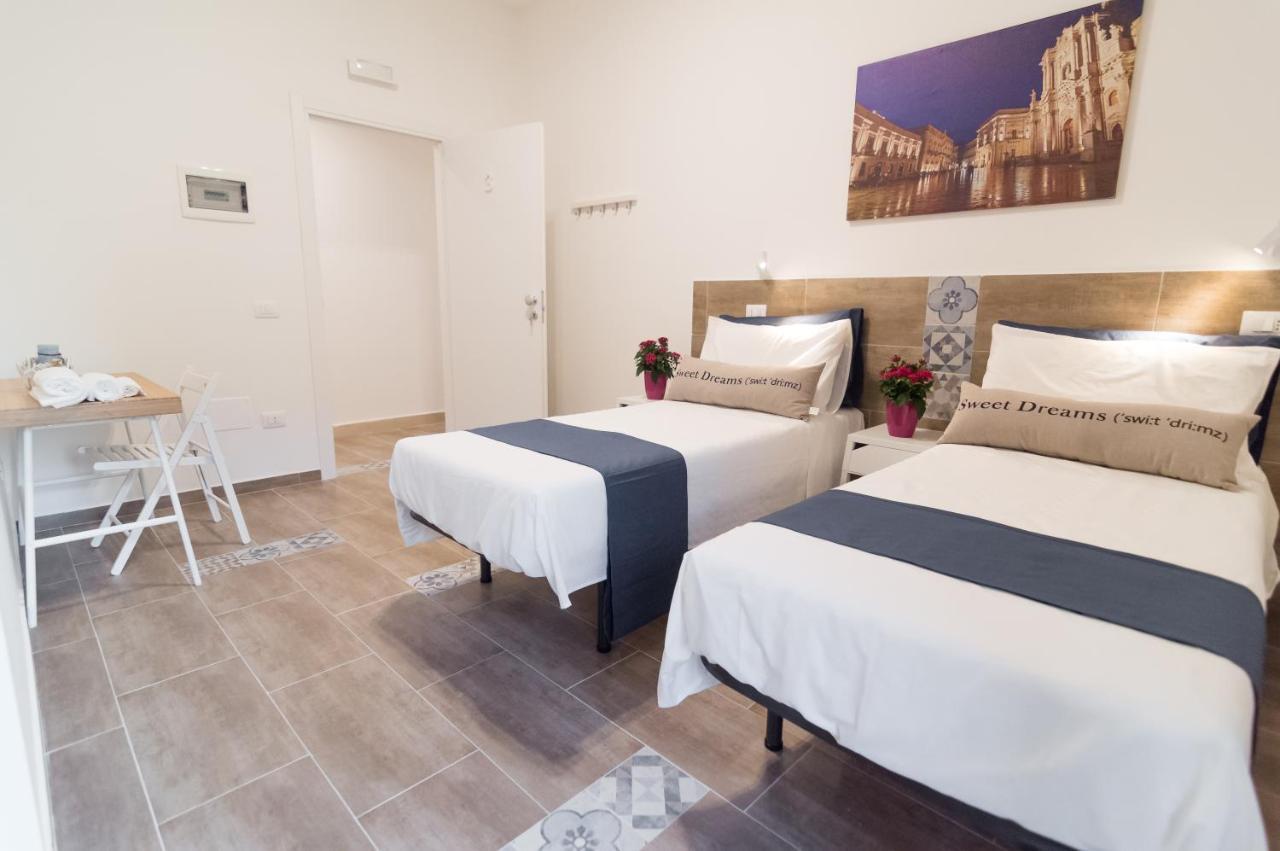 Raudino Rooms Сиракузы Экстерьер фото