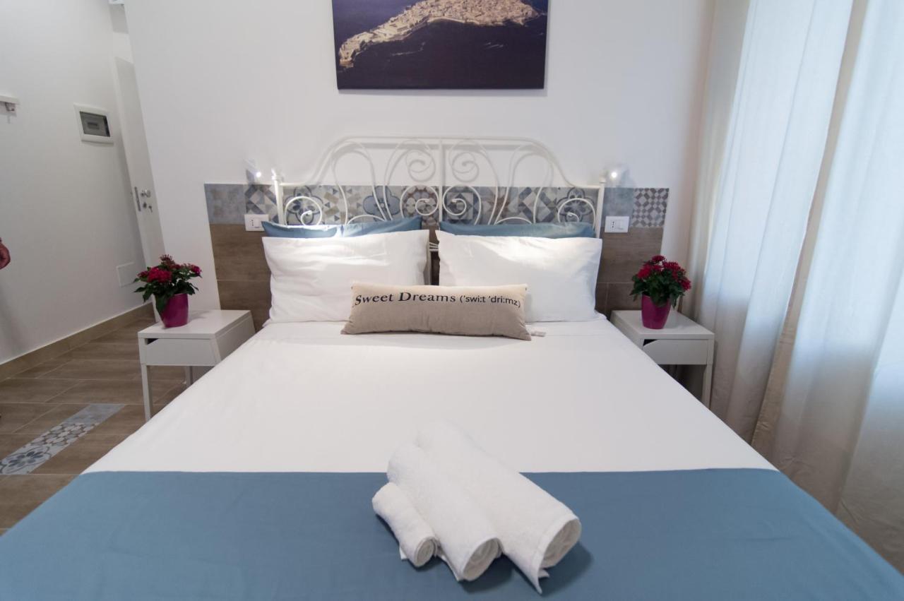 Raudino Rooms Сиракузы Экстерьер фото